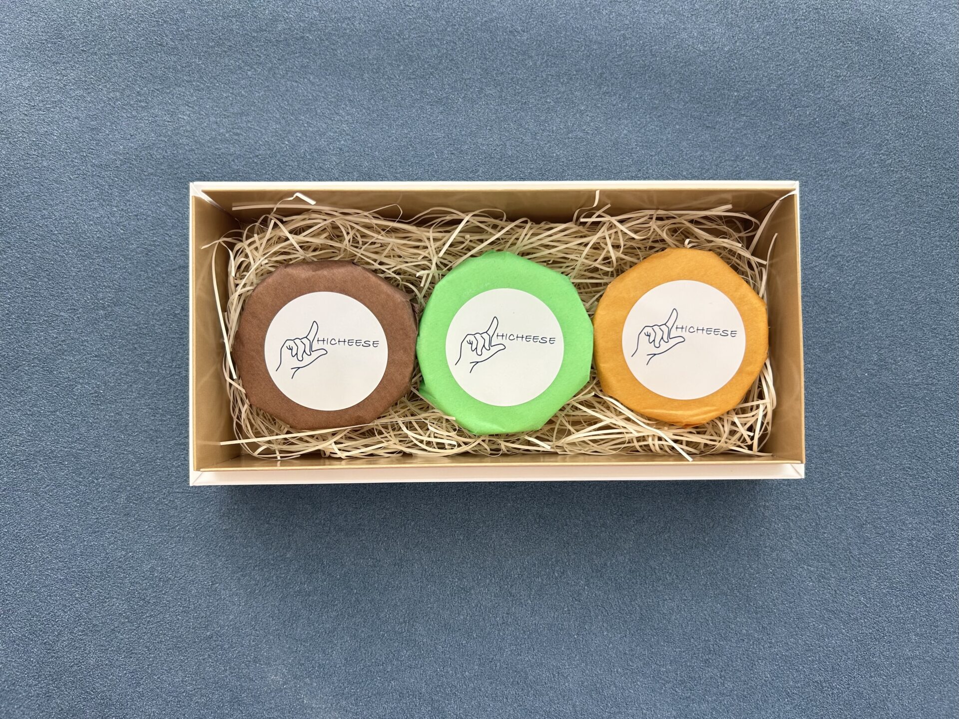 アソート デザートにおすすめ(チョコクッキーチーズケーキ、キャラメルナッツチーズケーキ、抹茶チーズケーキ)岩塩付き